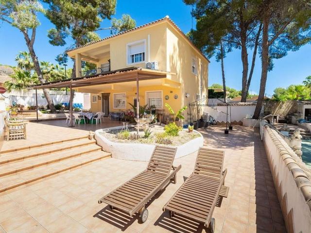 Chalet, Pilar de la Horadada