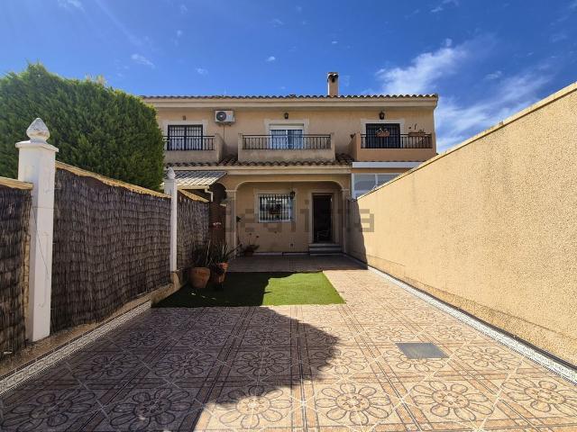 Chalet, Pilar de la Horadada