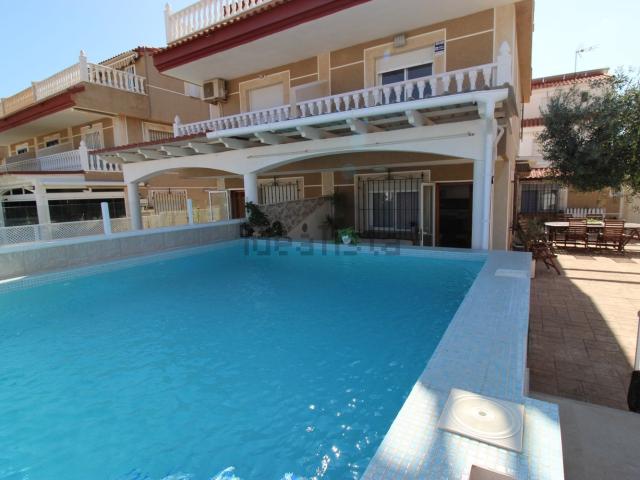 Chalet, Pilar de la Horadada