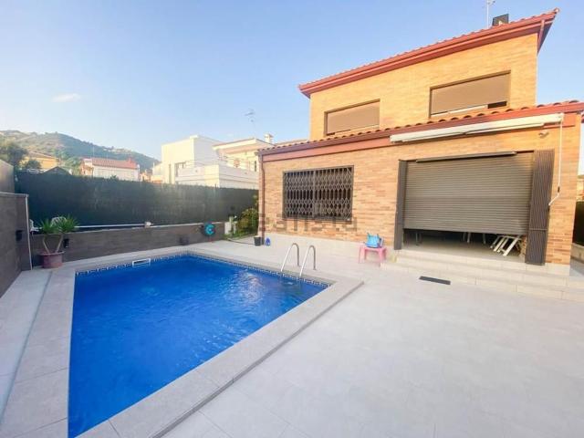 Chalet, Pineda de Mar