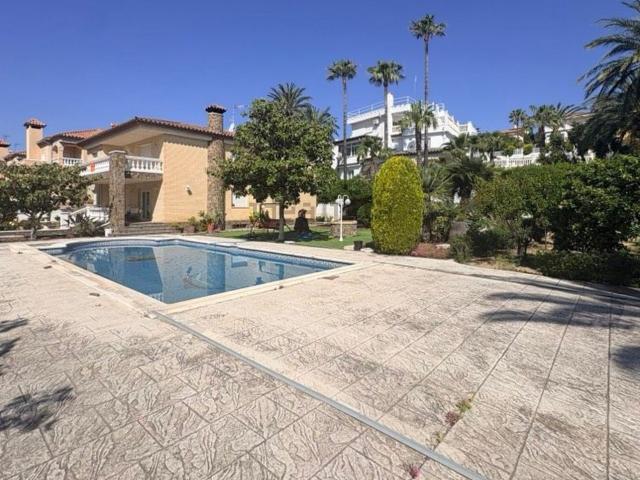 Chalet, Pino Alto, Mont Roig del Camp