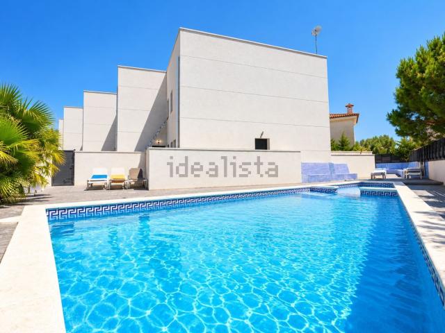 Chalet, Pino Alto, Mont Roig del Camp