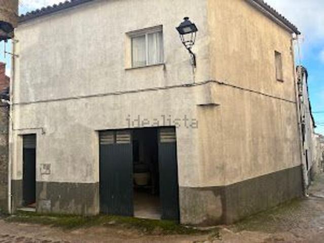 Chalet, Piornal