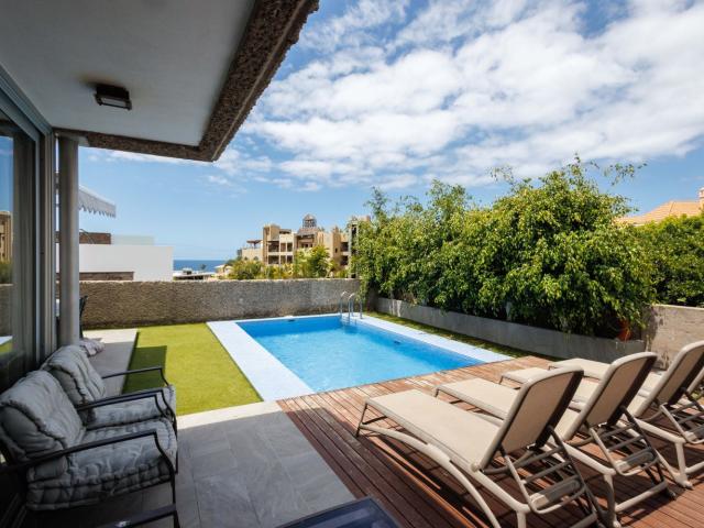 Chalet, Playa del Duque, Adeje
