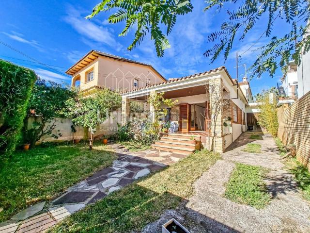 Chalet, Premiá de Mar
