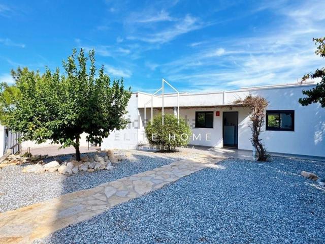 Chalet, Puebla Tornesa