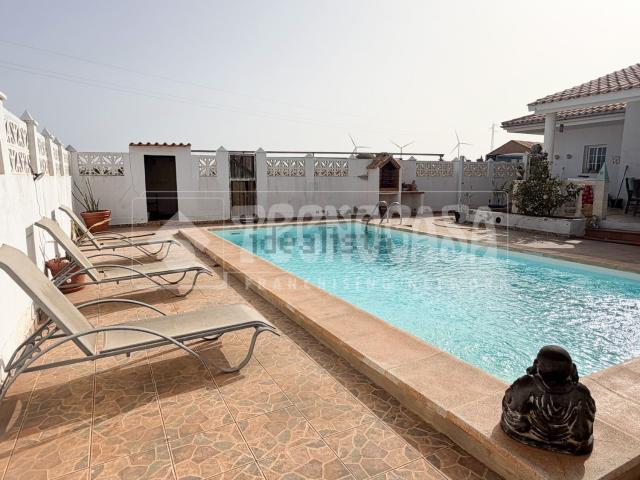Chalet, Puerto del Rosario