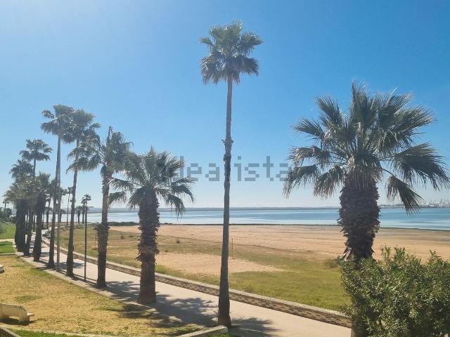 Chalet, Puerto Real