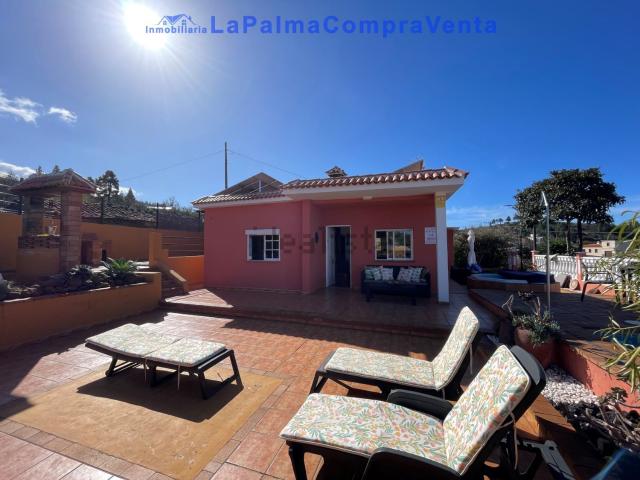 Chalet, Puntagorda