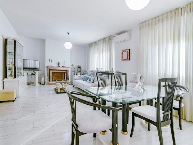 Chalet, Purchil