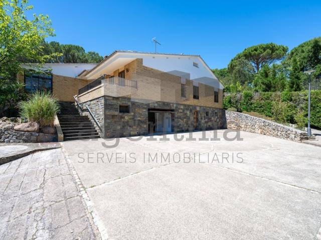 Chalet, Quart