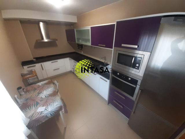 Chalet, Roales