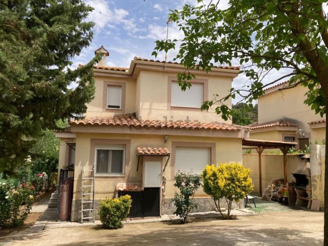 Chalet, Robledo