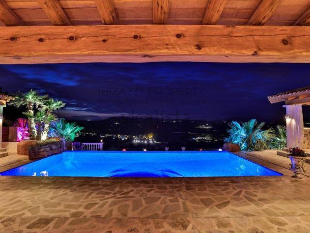 Chalet, Roca Llisa, Santa Eulalia del Río