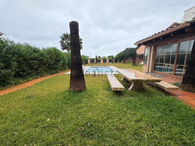 Chalet, Roda de Berà