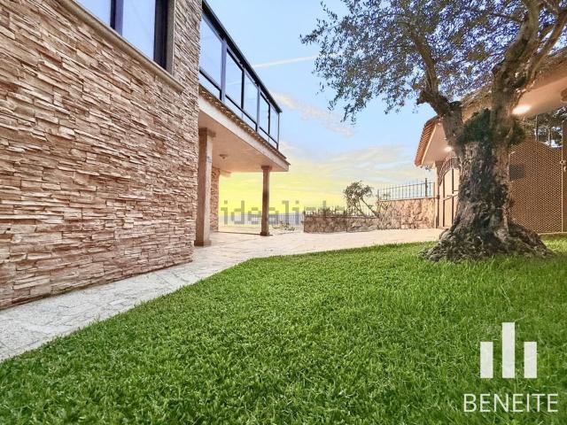 Chalet, Redondela