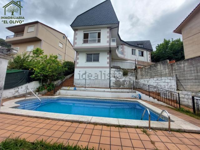 Chalet, Redondela