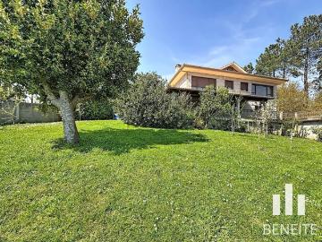 Chalet, Redondela