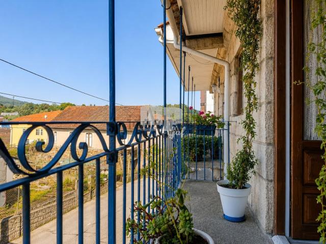 Chalet, Redondela
