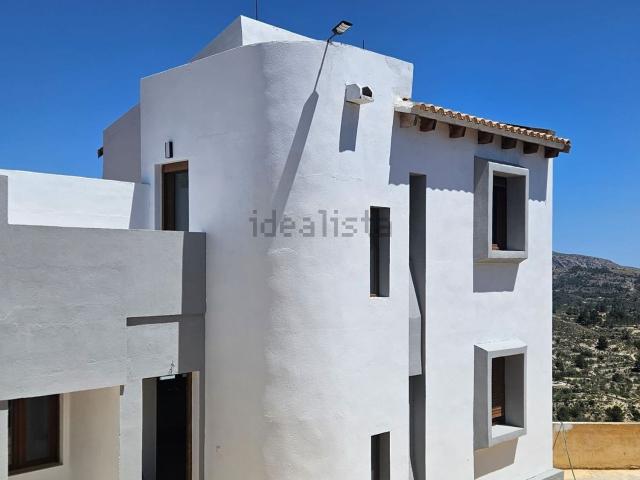 Chalet, Relleu