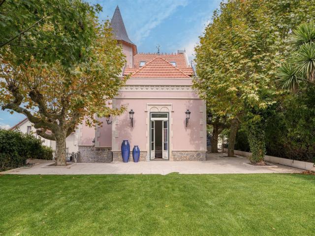 Chalet remodelado no centro histórico de Sintra 366m² Sintra São Martinho