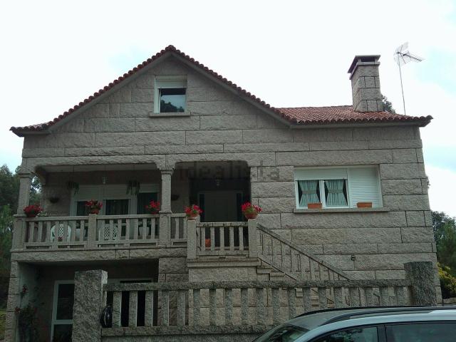 Chalet, Ribadumia