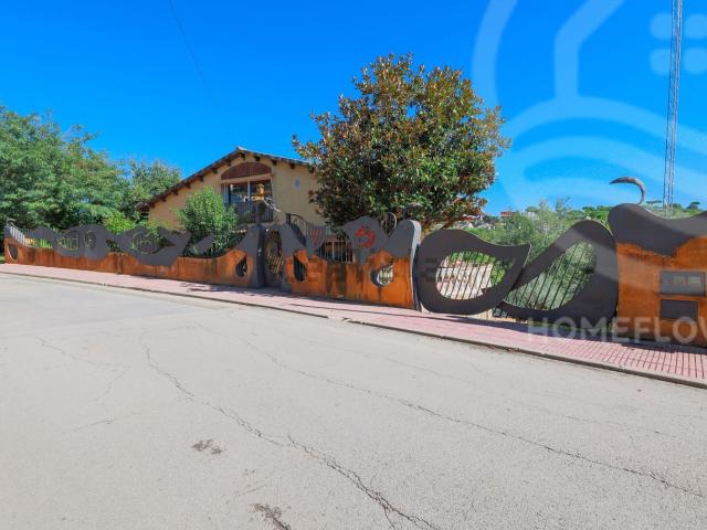 Chalet, Riells i Viabrea