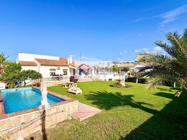 Chalet, Rincón de la Victoria