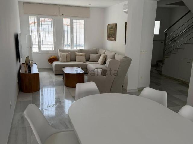 Chalet, Rincón de la Victoria