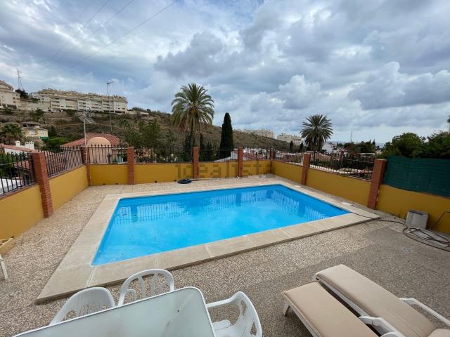Chalet, Rincón de la Victoria