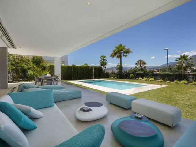 Chalet, Rio Real, Marbella