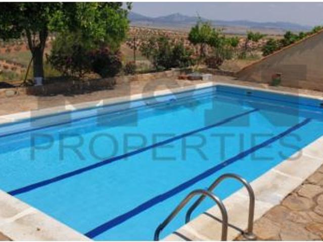 Chalet rústico Venta Alange, Alange