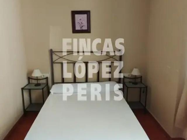 Chalet rústico en alquiler en Polígono 12