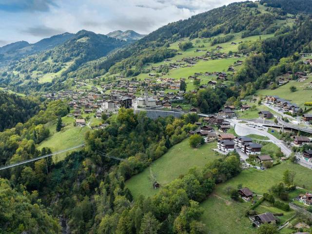 Chalet with 4.5 rooms on sale in Troistorrents 175 m² | dreamo. Ch