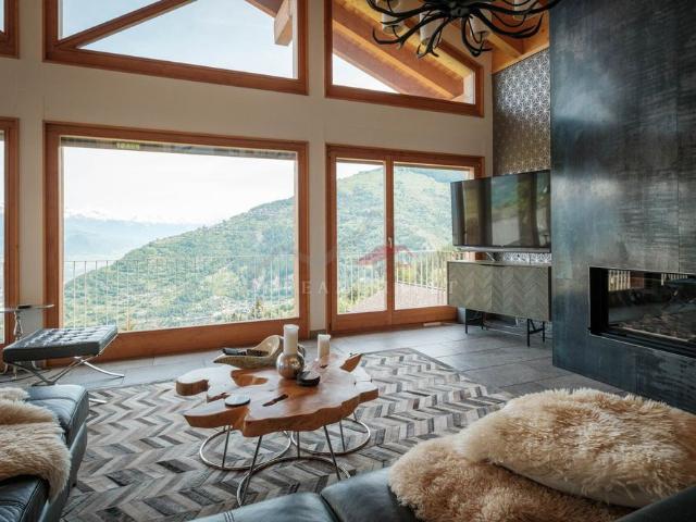 WINTER SEASON CHALET