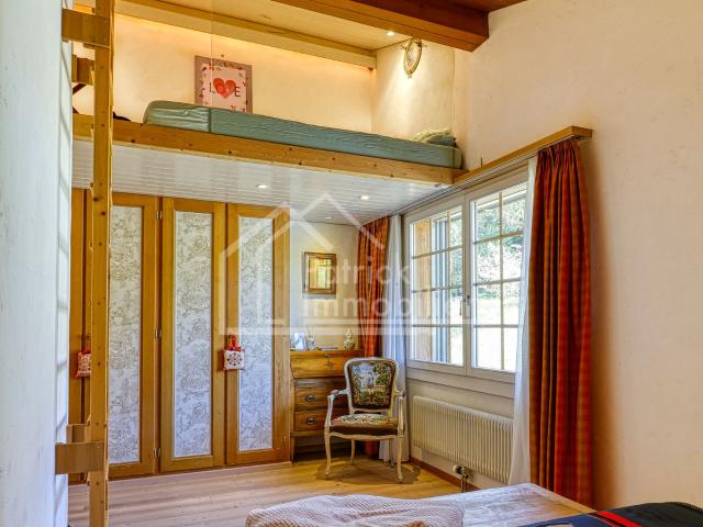 Chalet with 10 rooms on sale in Saanen 300 m² | dreamo. Ch
