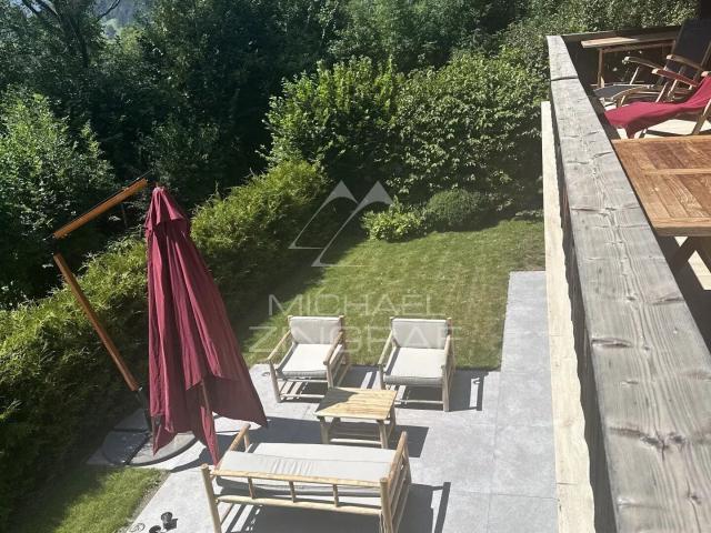 Chalet with 3 rooms for rent in Verwaltungskreis Obersimmental Saanen, S 200 m² | dreamo. Ch