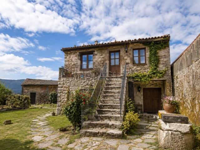 Chalet, Tomiño