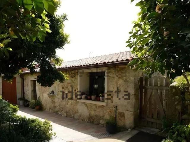 Chalet, Tomiño