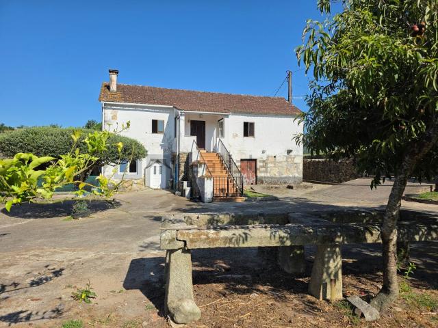 Chalet, Tomiño