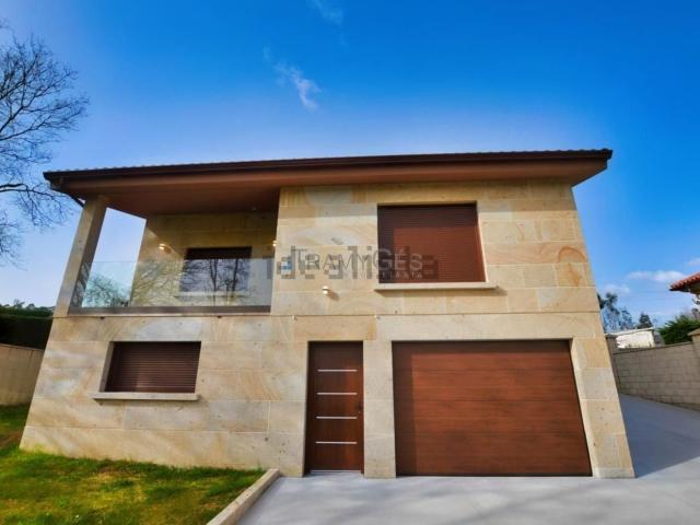 Chalet, Tomiño