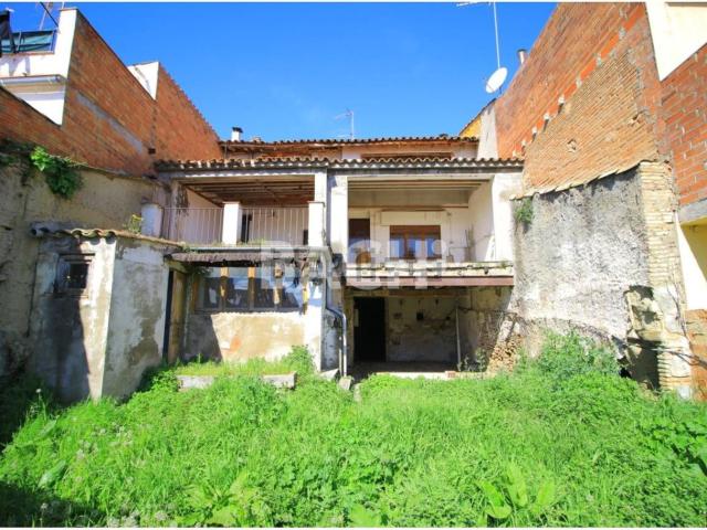 Chalet, Tona
