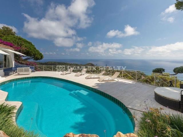 Chalet, Tossa de Mar
