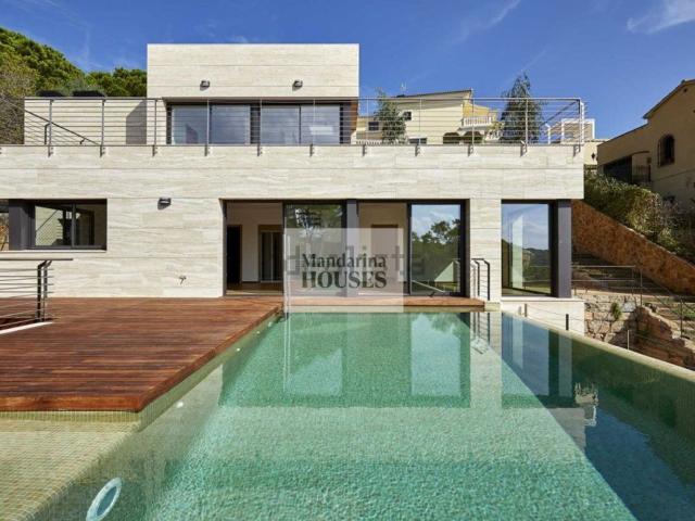 Chalet, Tossa de Mar