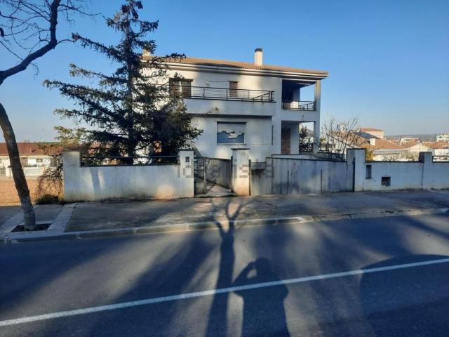 Chalet, Tárrega