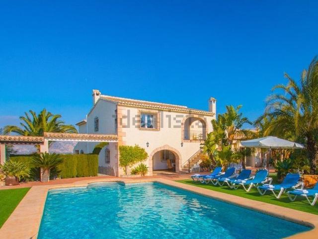 Chalet, Teulada