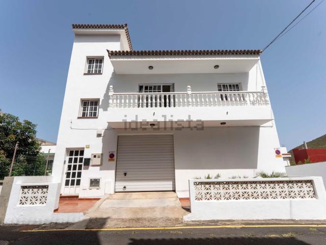 Chalet, Tegueste
