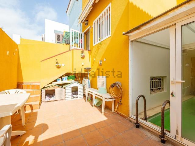 Chalet, Telde