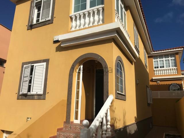 Chalet, Telde