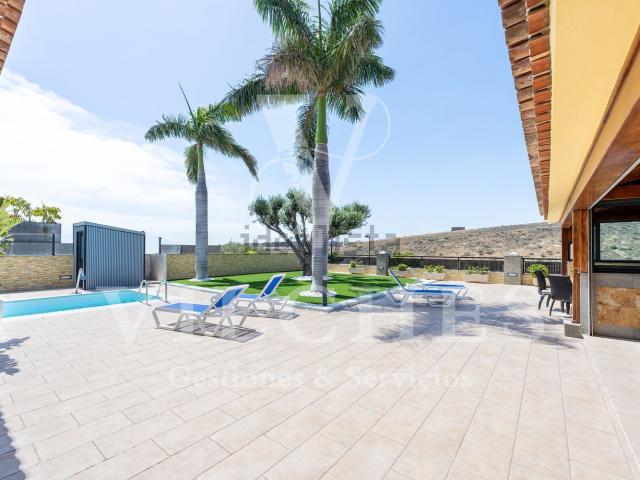 Chalet, Telde